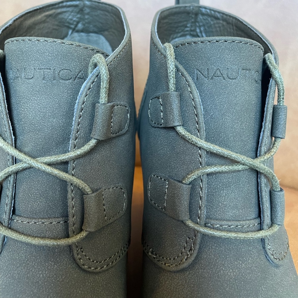 NAUTICA Gray / dark green Wedge Ankle Boots, size 8. - Picture 5 of 13